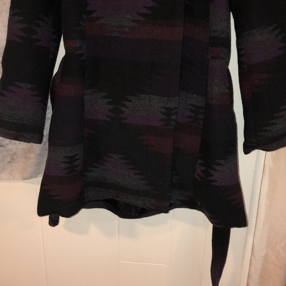 STEVE MADDEN BLANKET WRAP AZTEC DESIGN WINTER COAT PURPLE SIZE MEDIUM W/ HOOD - Picture 4 of 8